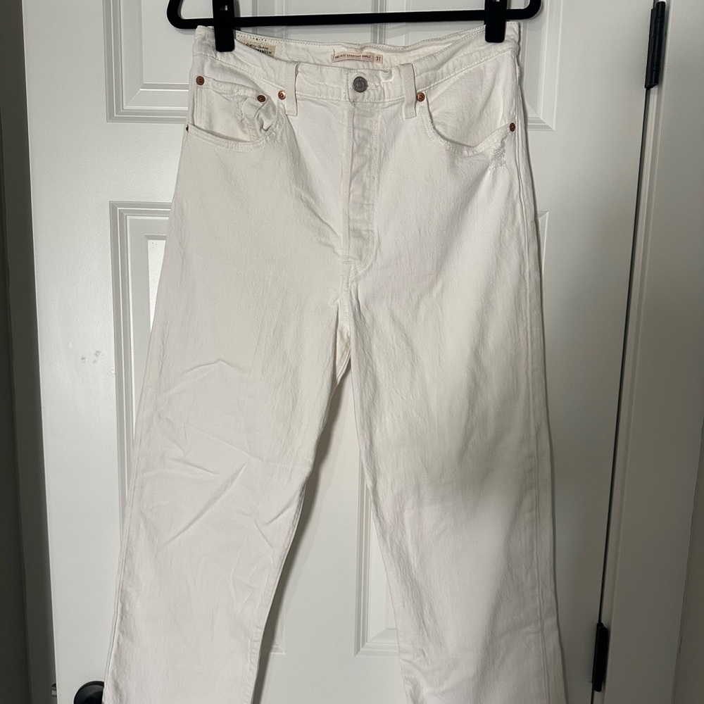 Levi’s Ribcage Straight Ankle Jeans
